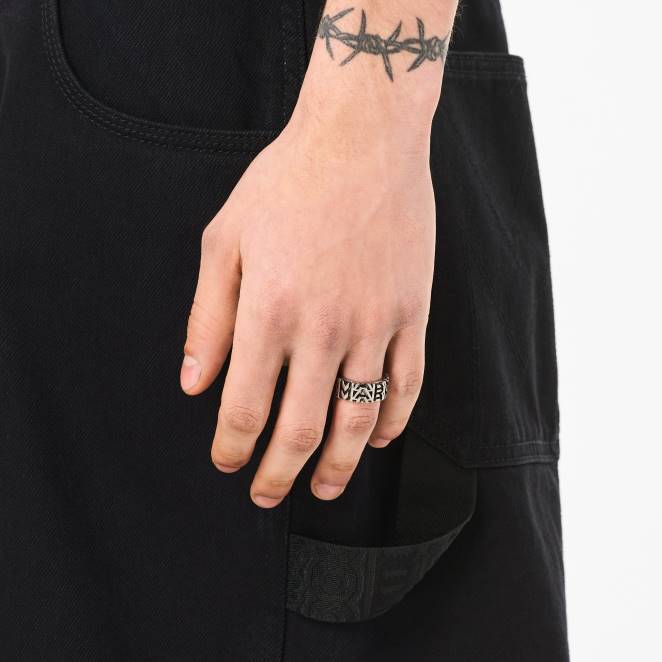 la bague gravée monogramme Marc Jacobs R8NP459