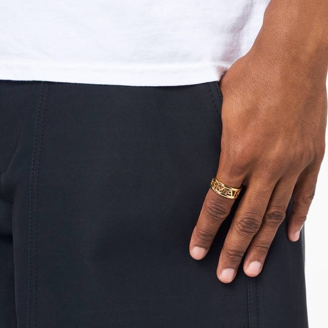 la bague monogramme Marc Jacobs R8NP462