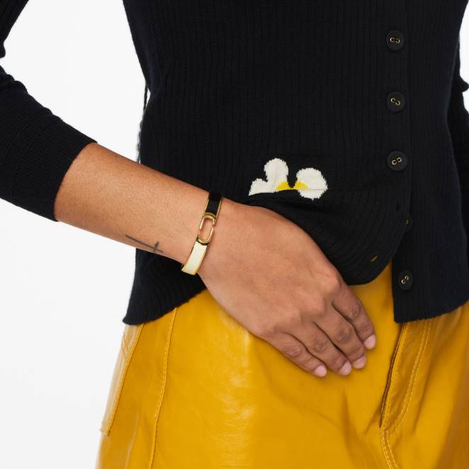 le bracelet charnière Marc Jacobs R8NP431