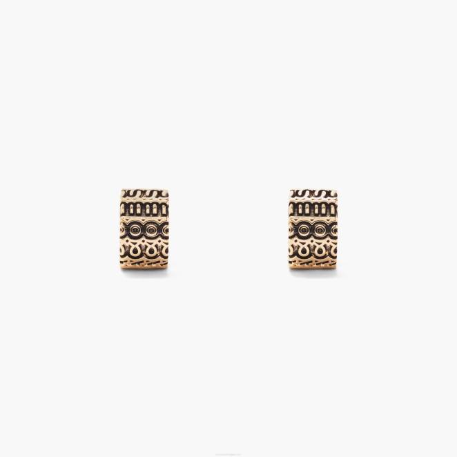 les créoles gravées du monogramme Marc Jacobs R8NP438