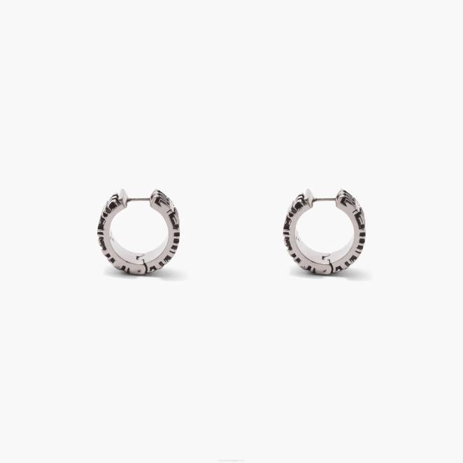 les créoles gravées du monogramme Marc Jacobs R8NP439