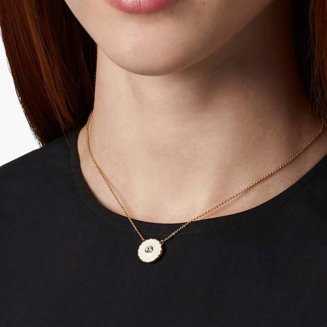 le pendentif médaillon Marc Jacobs R8NP419