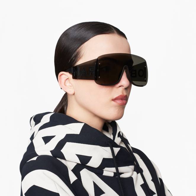 bouclier de monogramme de piste Marc Jacobs R8NP390