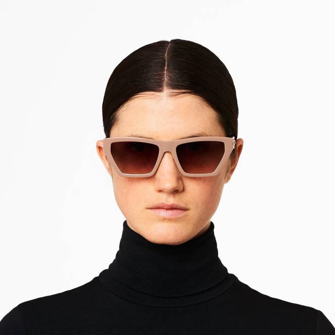 lunettes de soleil yeux de chat Marc Jacobs R8NP383