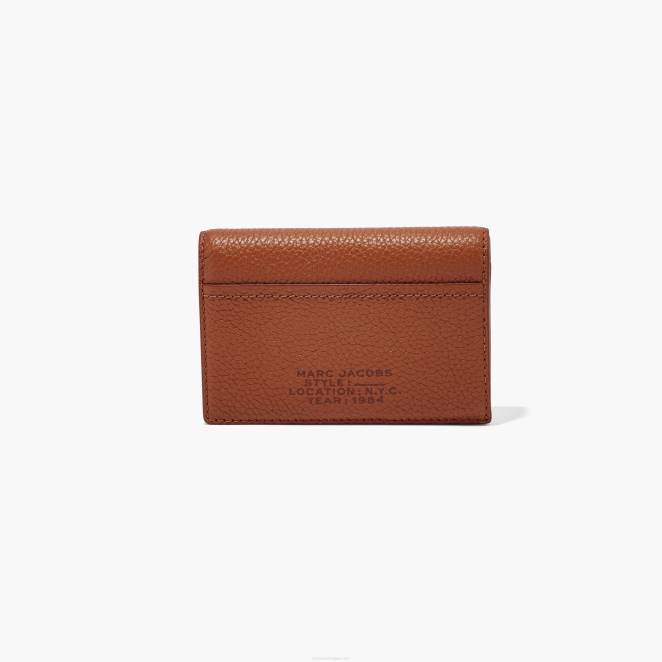 le petit portefeuille à deux volets en cuir Marc Jacobs R8NP292