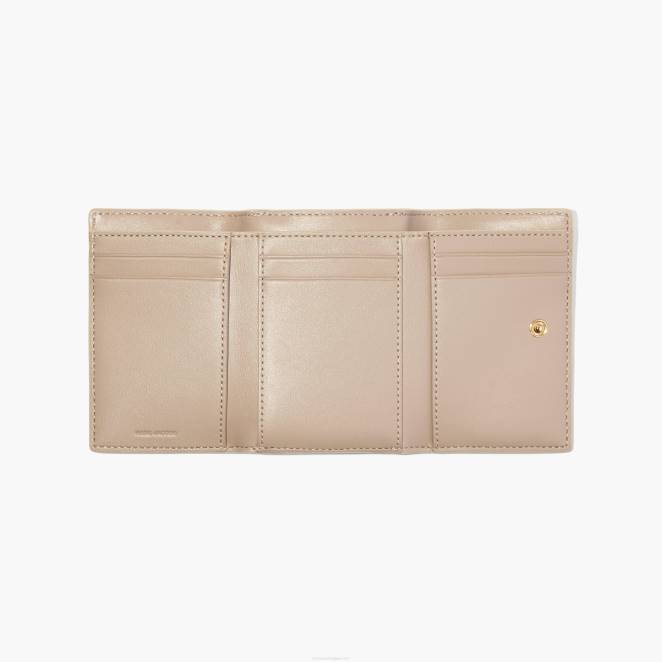 le portefeuille à trois volets Marc Jacobs R8NP242