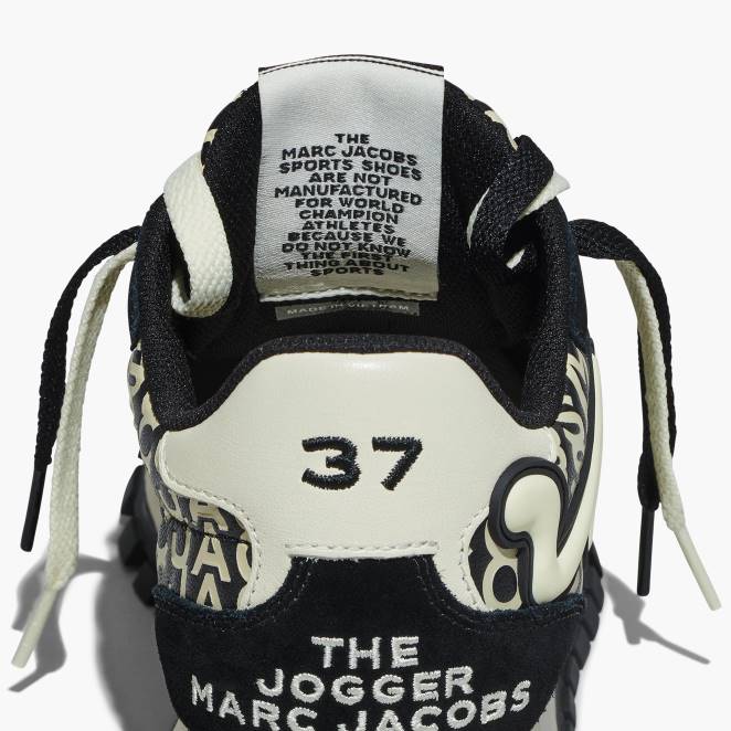 le jogger en cuir monogrammé Marc Jacobs R8NP499