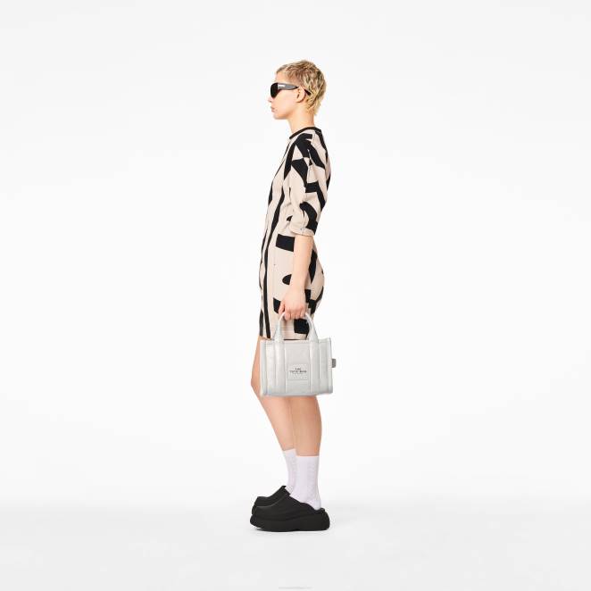 le mini fourre-tout froissé brillant Marc Jacobs R8NP109
