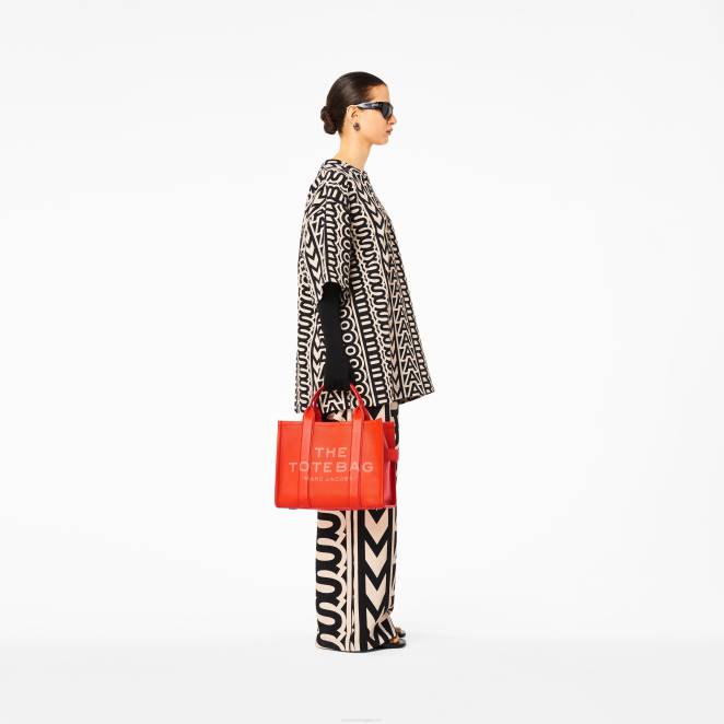 le sac fourre-tout moyen en cuir Marc Jacobs R8NP1