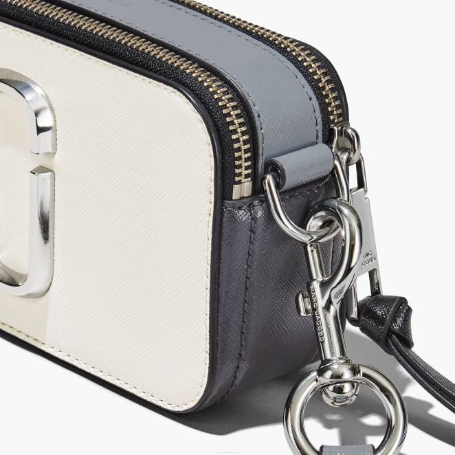l'instantané Marc Jacobs R8NP148