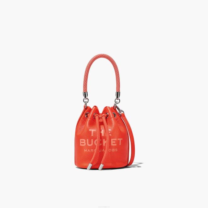 le micro sac seau en cuir Marc Jacobs R8NP121