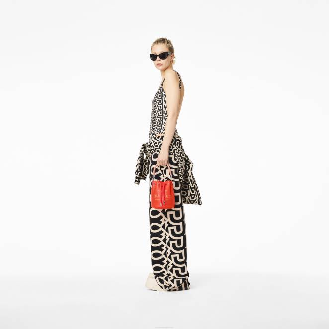 le micro sac seau en cuir Marc Jacobs R8NP121