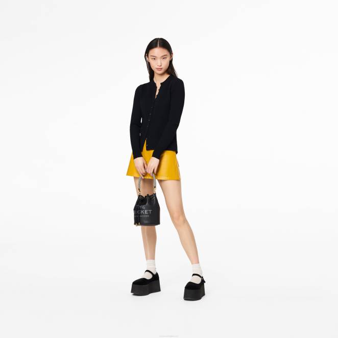 le sac seau en cuir Marc Jacobs R8NP130