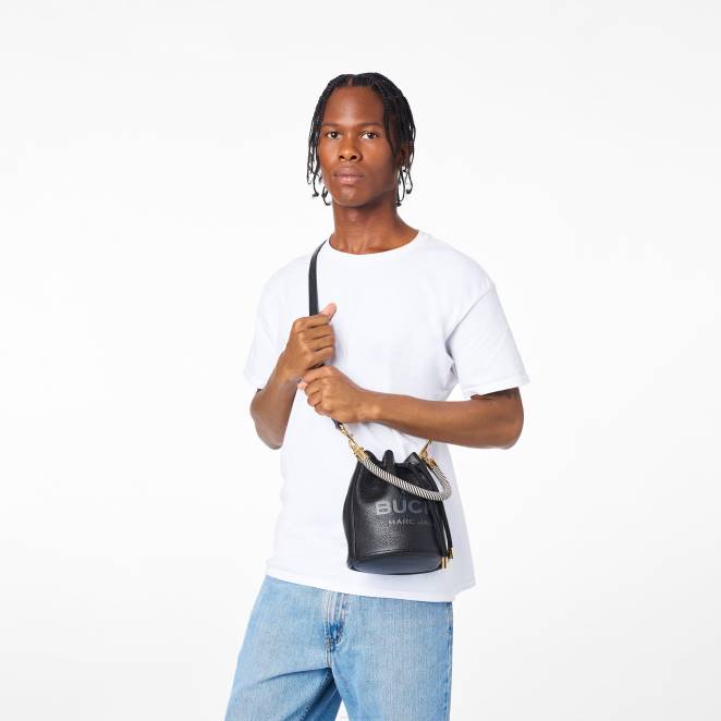 le sac seau en cuir Marc Jacobs R8NP130