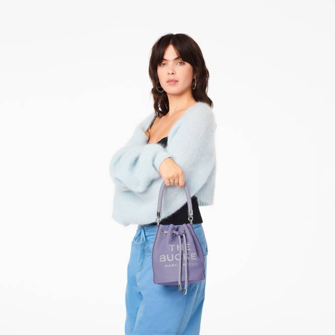 le sac seau en cuir Marc Jacobs R8NP136