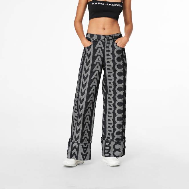 le jean oversize à monogramme Marc Jacobs R8NP507